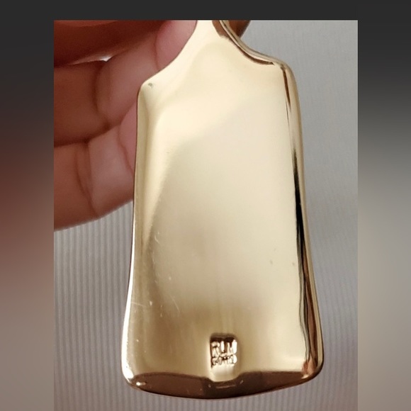 RIm Soho Green Geometric Stone
Pendant Necklace 17” L Adjustable - Picture 8 of 17